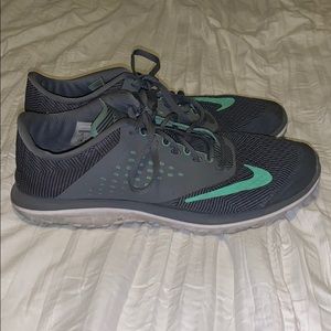 Women’s Nike shoes.